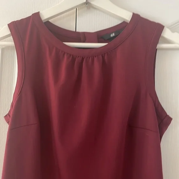 H&M pretty peplum style mulberry coloured dress SIZE 4 - Picture 3 of 12